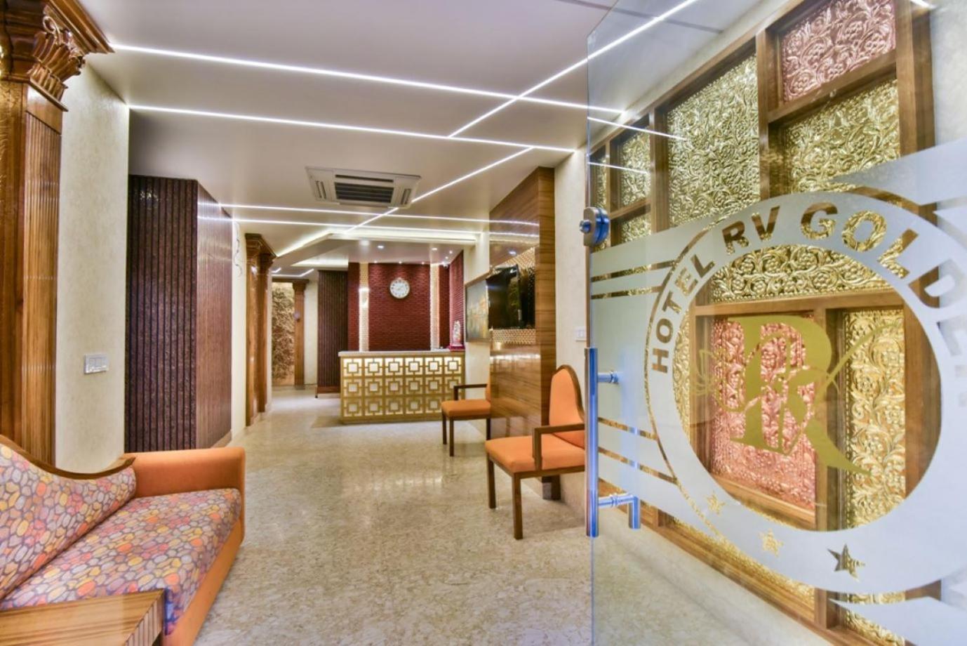 Hotel Rv Golden อัมริตสา ภายนอก รูปภาพ